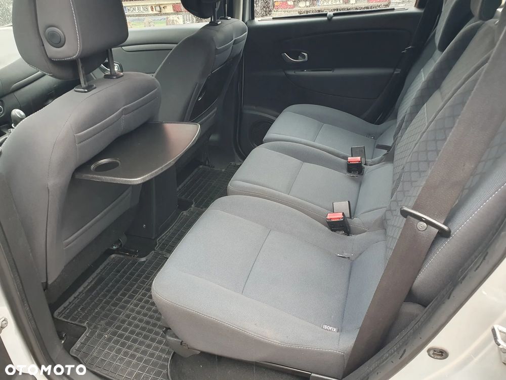 Renault Scenic 1.5 dCi Dynamique - 11