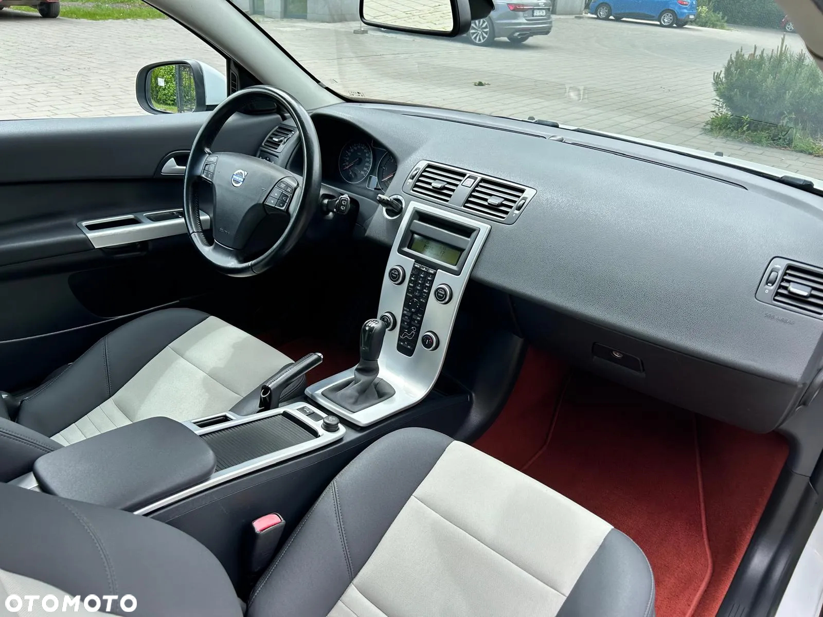 Volvo C30 1.6D DRIVe Momentum - 17