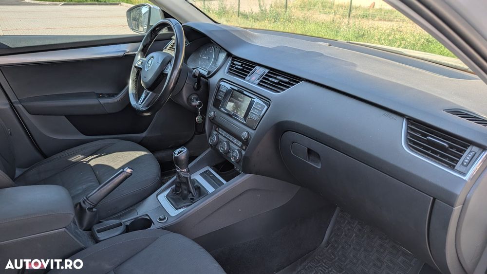 Skoda Octavia 1.6 TDI 4x4 Style - 4