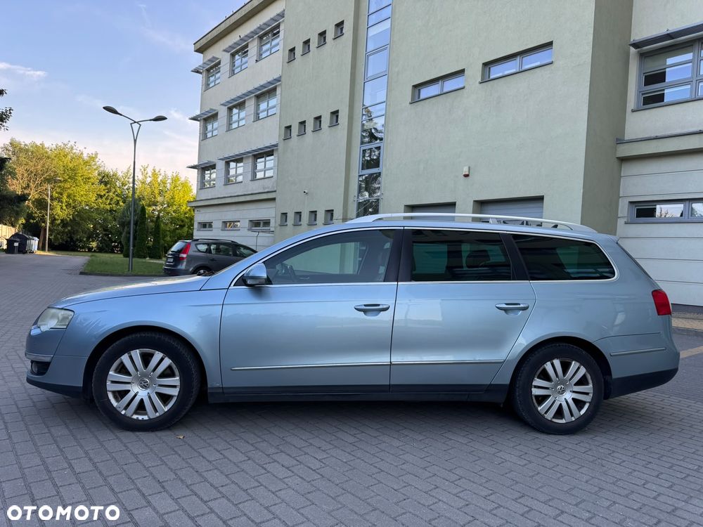 Volkswagen Passat 2.0 TDI Individual Chrom - 4