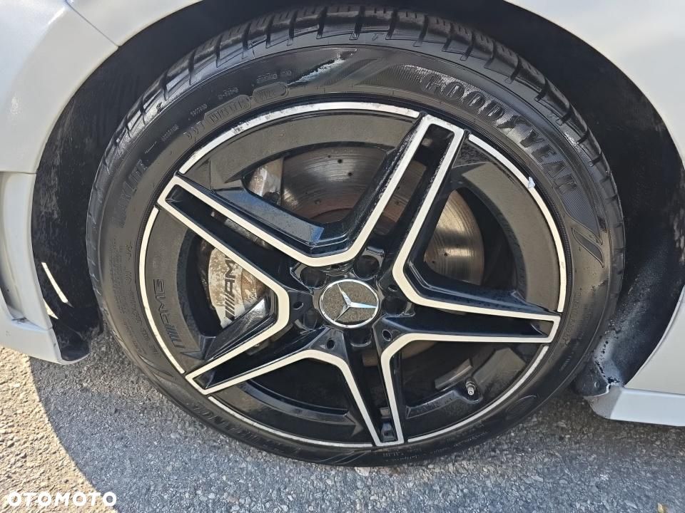 Mercedes-Benz Klasa A AMG 35 4Matic AMG Speedshift DCT 7G - 17