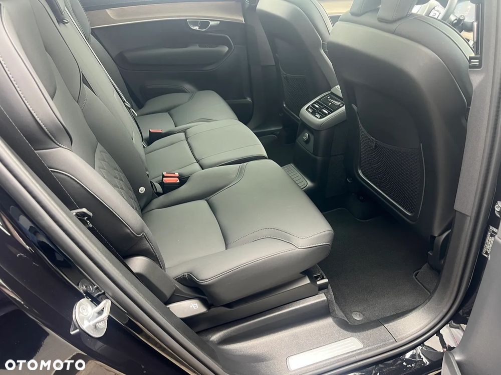 Volvo XC 90 T8 AWD Recharge Plus Dark - 36