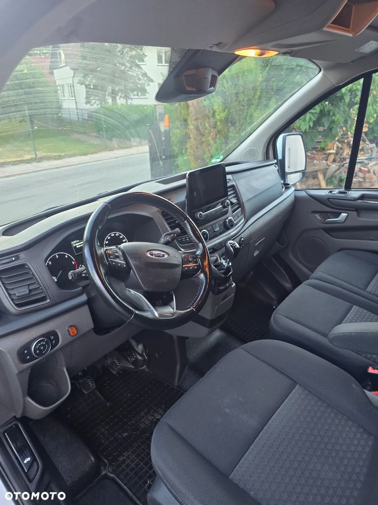 Ford Transit L2H2 VA Autm Limited - 35