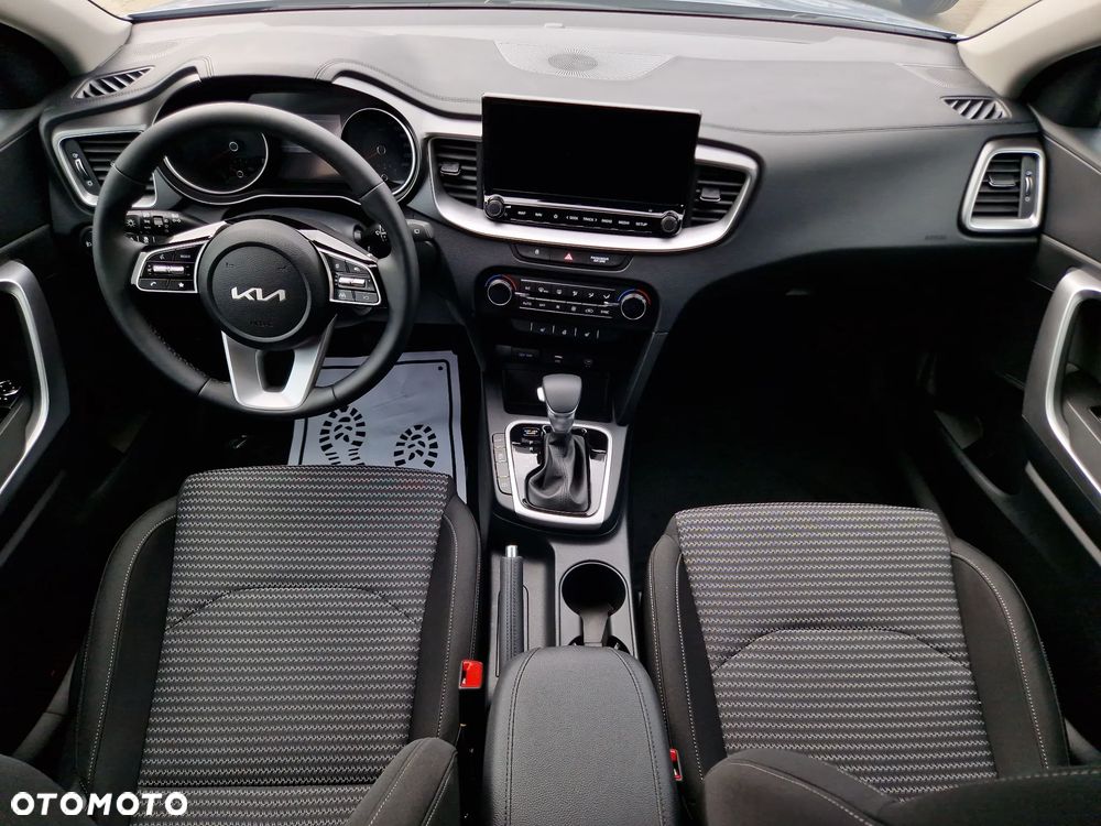 Kia XCeed 1.6 T-GDI M DCT - 14