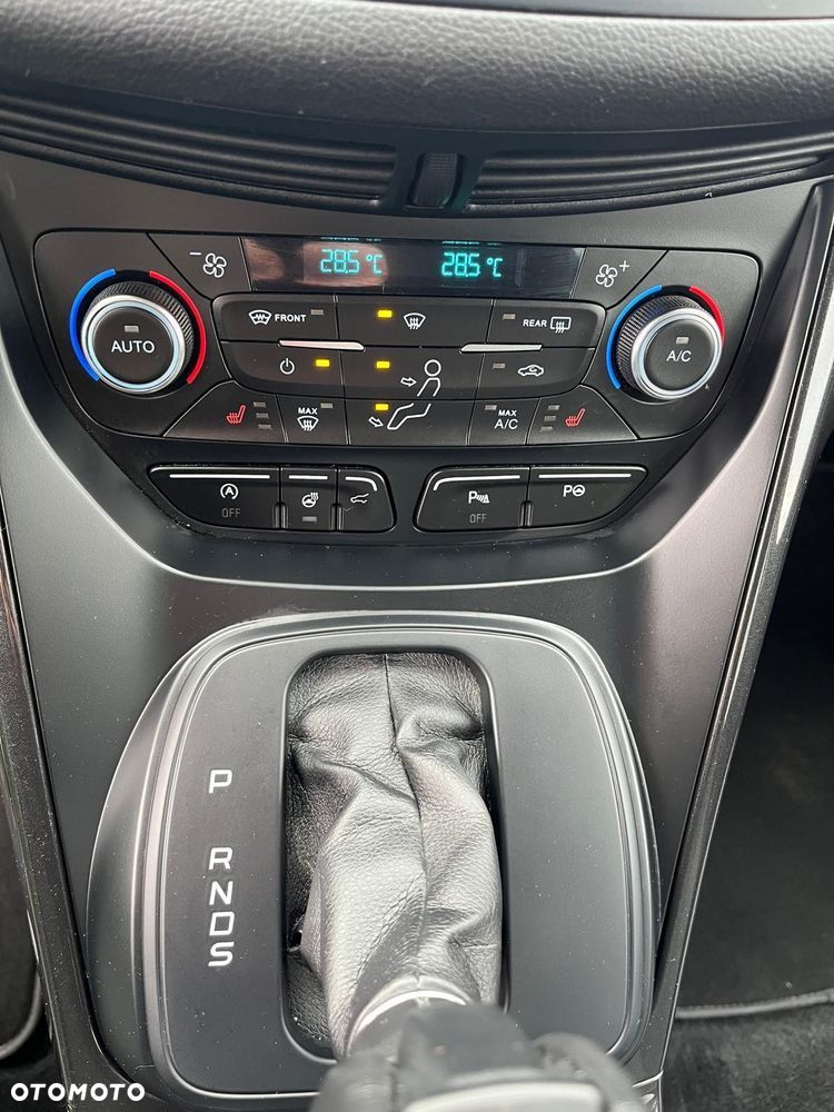Ford Kuga 1.5 EcoBoost 4x4 Titanium - 12