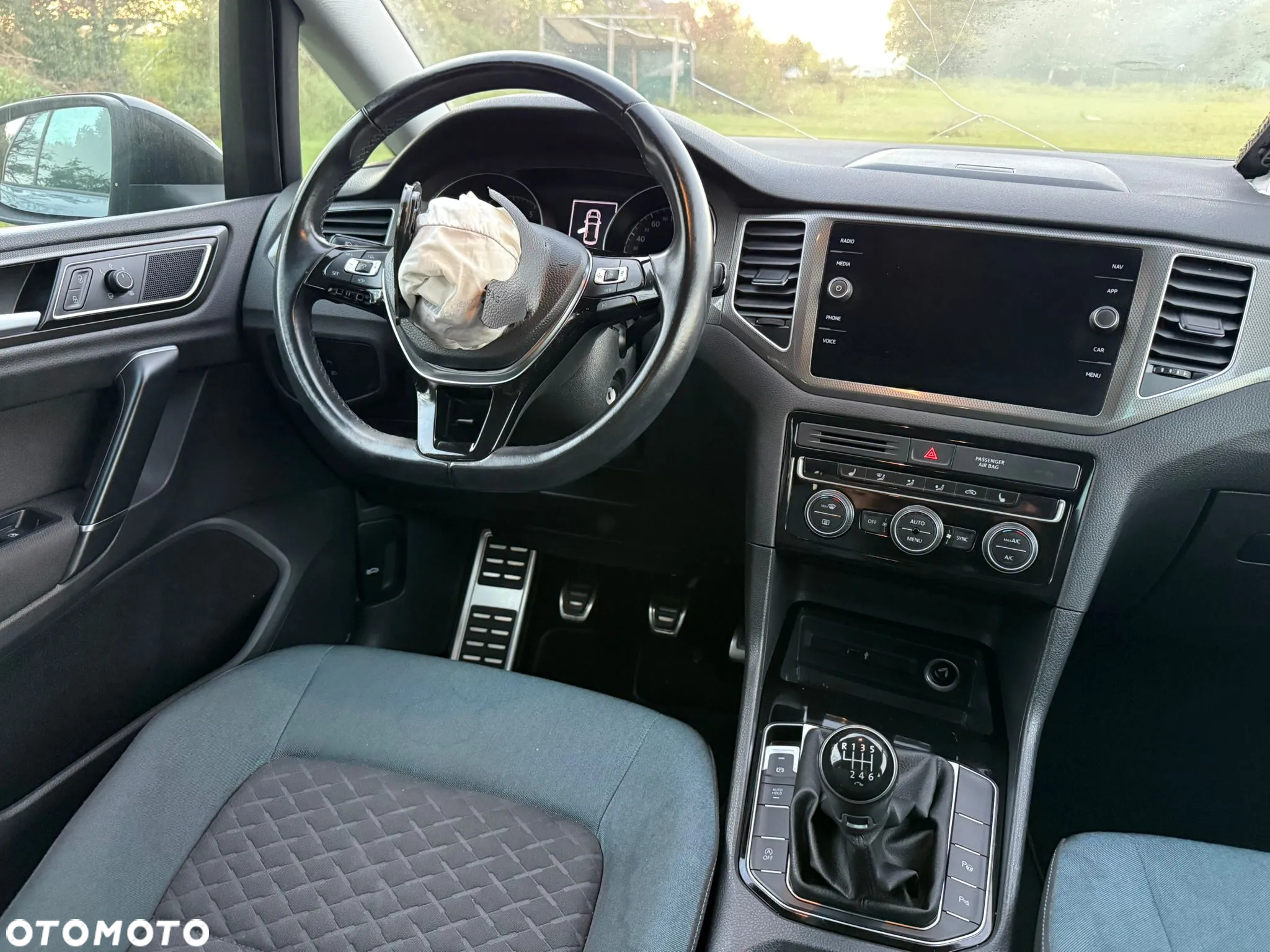 Volkswagen Golf Sportsvan VII SV 1.0 TSI IQ Drive - 14