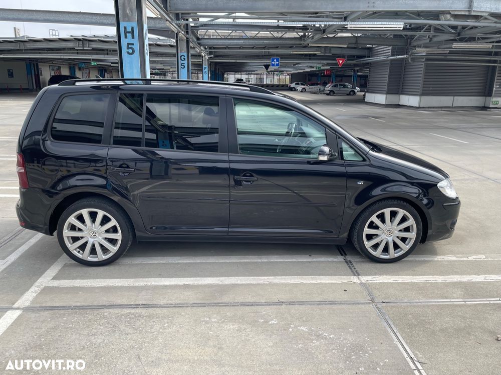 Volkswagen Touran 2.0 TDI DPF DSG R-Line Edition - 4