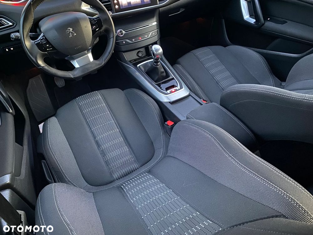 Peugeot 308 BlueHDi FAP 120 Stop&Start Active - 35