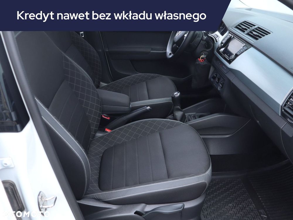 Skoda Fabia - 11