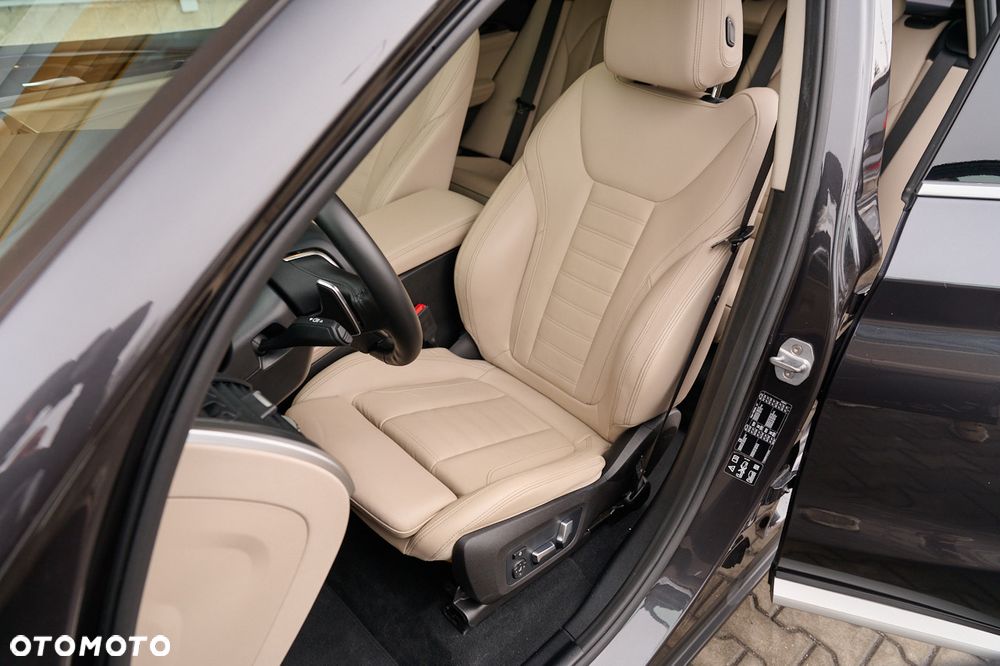 BMW X4 xDrive20i xLine sport - 23