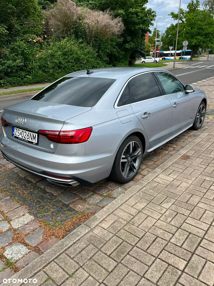 Audi A4 Limousine - 10
