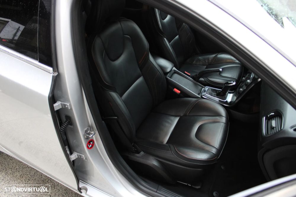 Volvo V40 D2 Powershift Ocean Race - 31