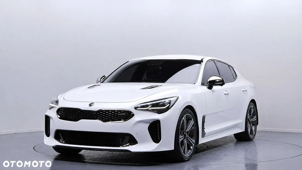Kia Stinger 3.3 T-GDI AWD GT - 1