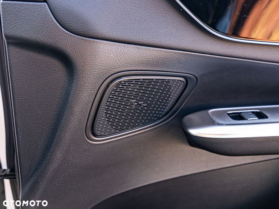 Mercedes-Benz GLC - 15