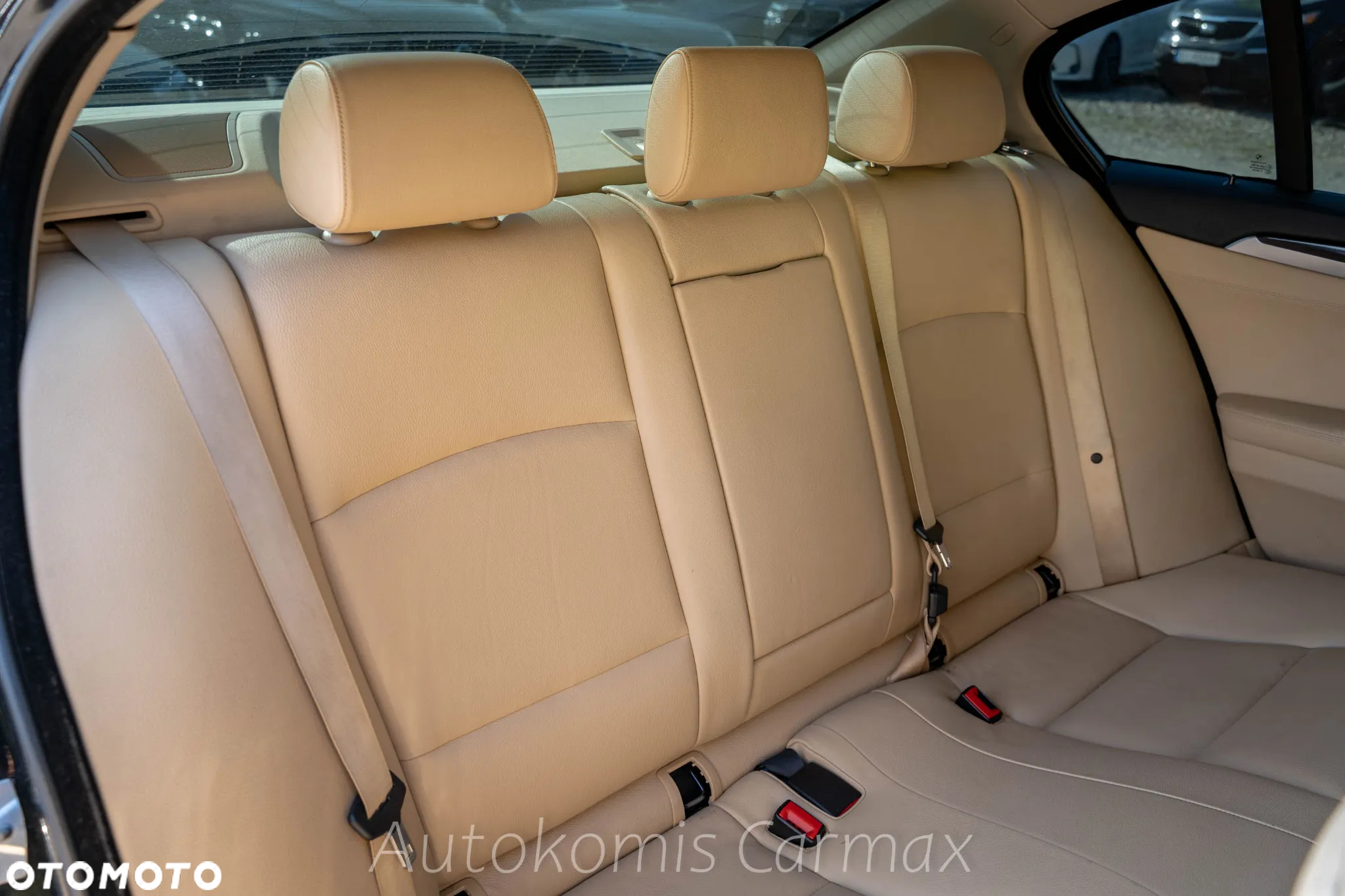 BMW Seria 5 535i xDrive - 23
