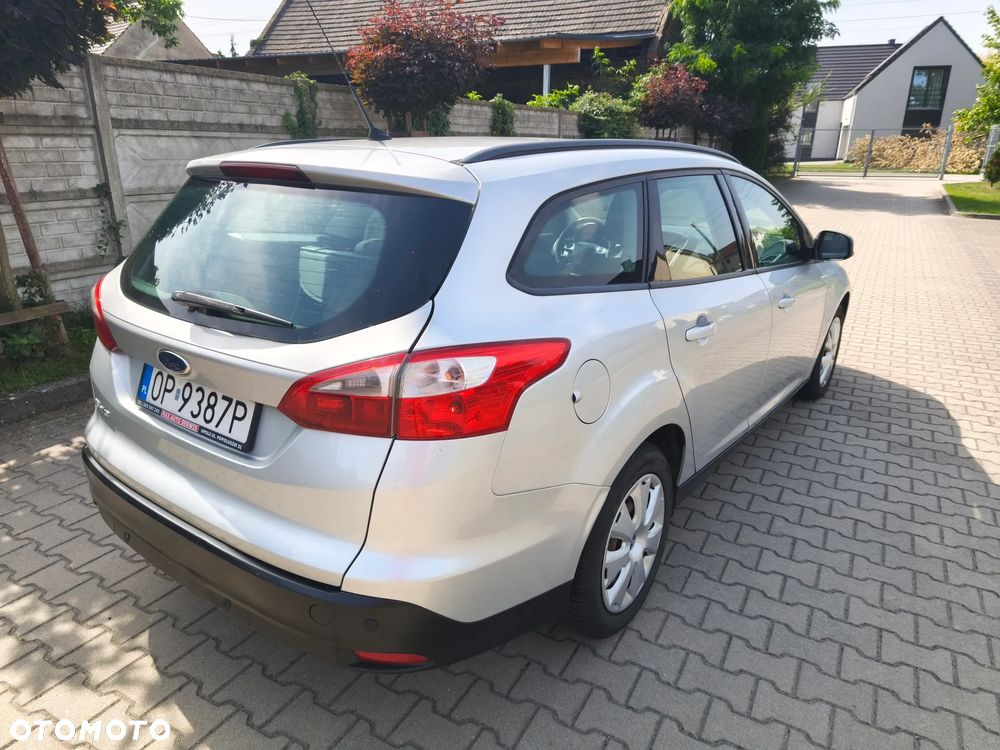 Ford Focus 1.6 TDCi Edition - 8