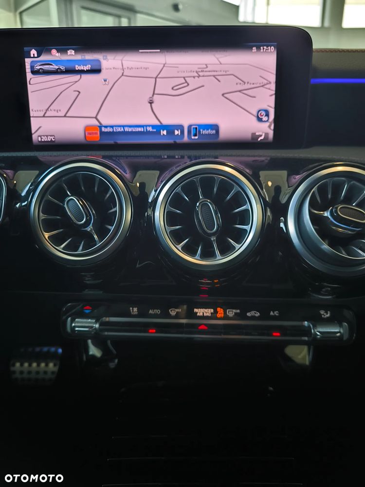 Mercedes-Benz CLA 200 AMG Line 7G-DCT - 17