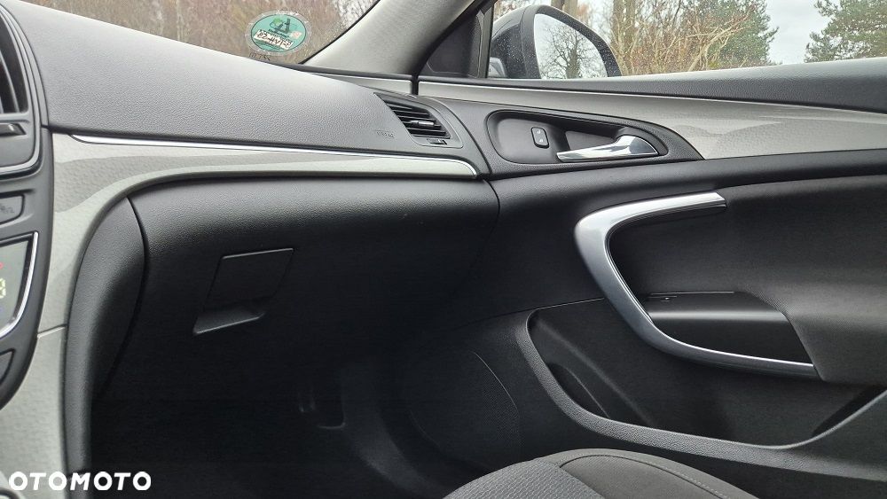 Opel Insignia 1.4 T Cosmo S&S - 16