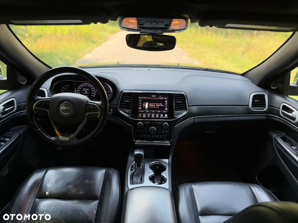 Jeep Grand Cherokee - 10