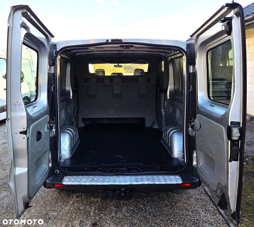 Renault Trafic Vivaro - 14