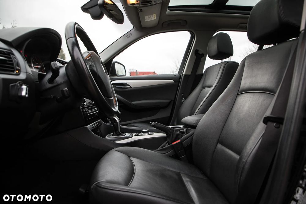 BMW X1 xDrive20d - 14