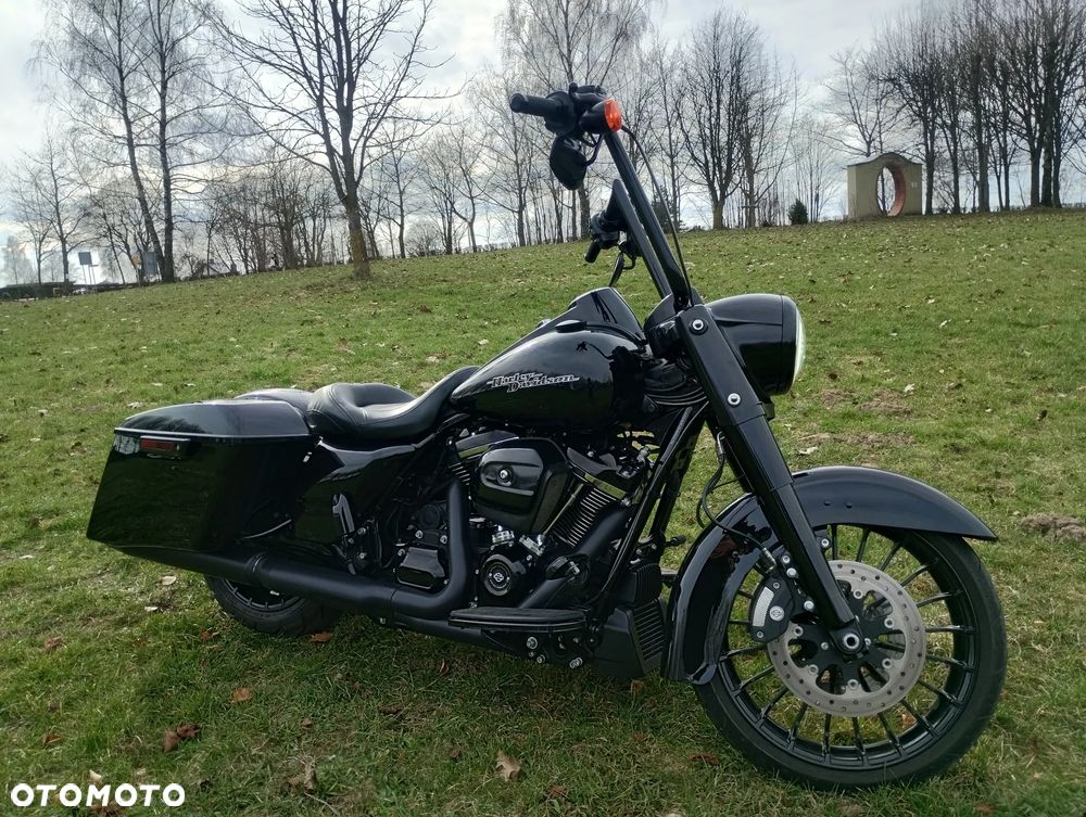 Harley-Davidson Touring Road King - 13