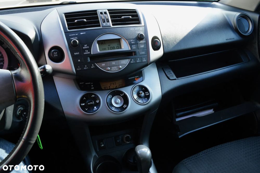 Toyota RAV4 2.0 VVT-i Prestige - 16