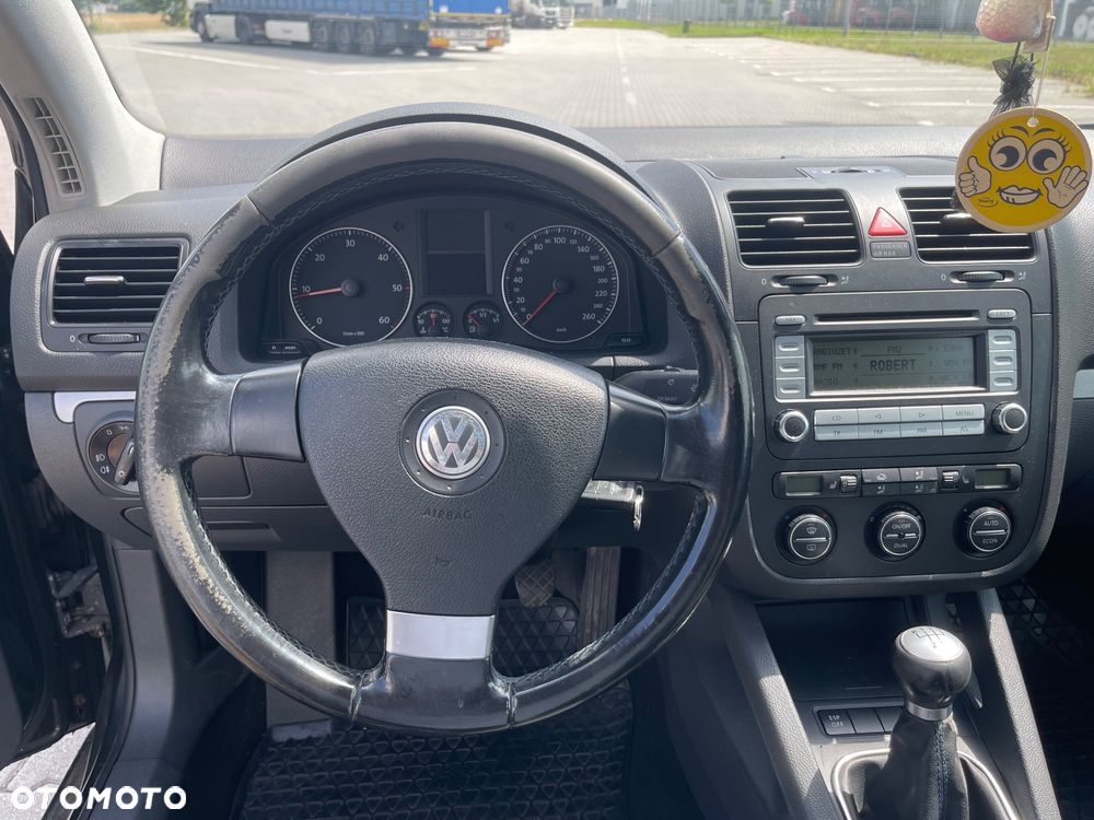 Volkswagen Golf - 9