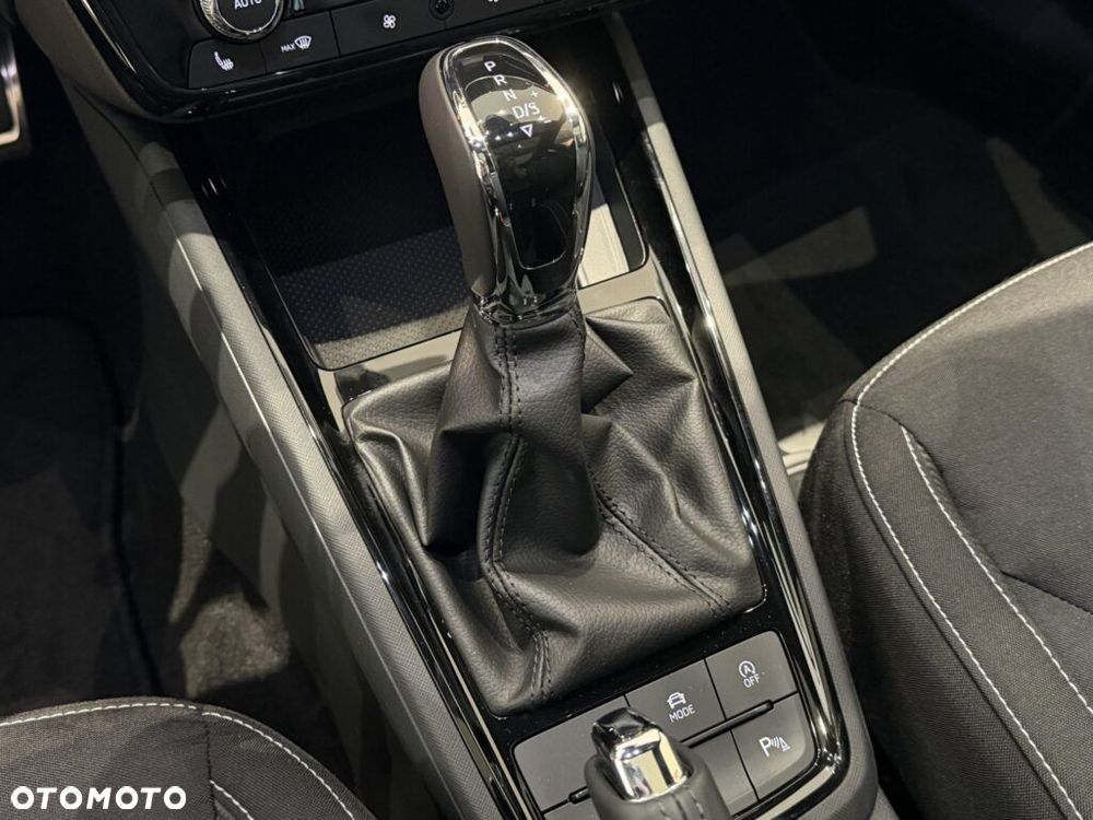 Skoda Kamiq 1.5 TSI Monte Carlo DSG - 30