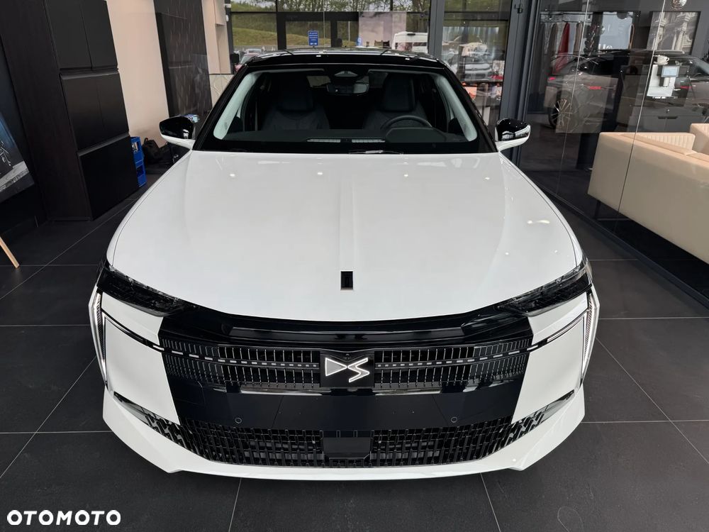 DS Automobiles N°4 1.2 mHEV Pallas eDCS6 - 4