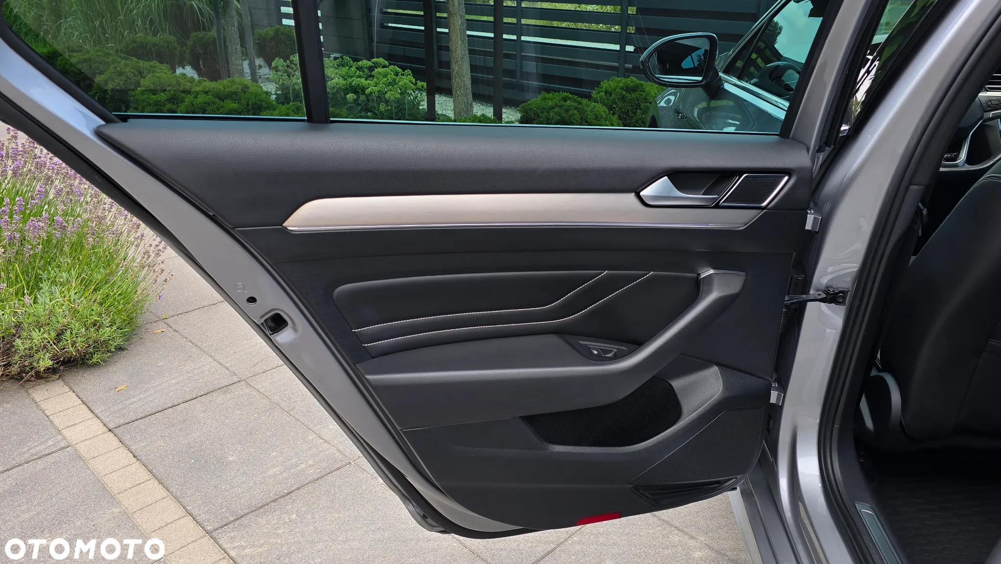 Volkswagen Passat 1.5 TSI EVO Elegance DSG - 29