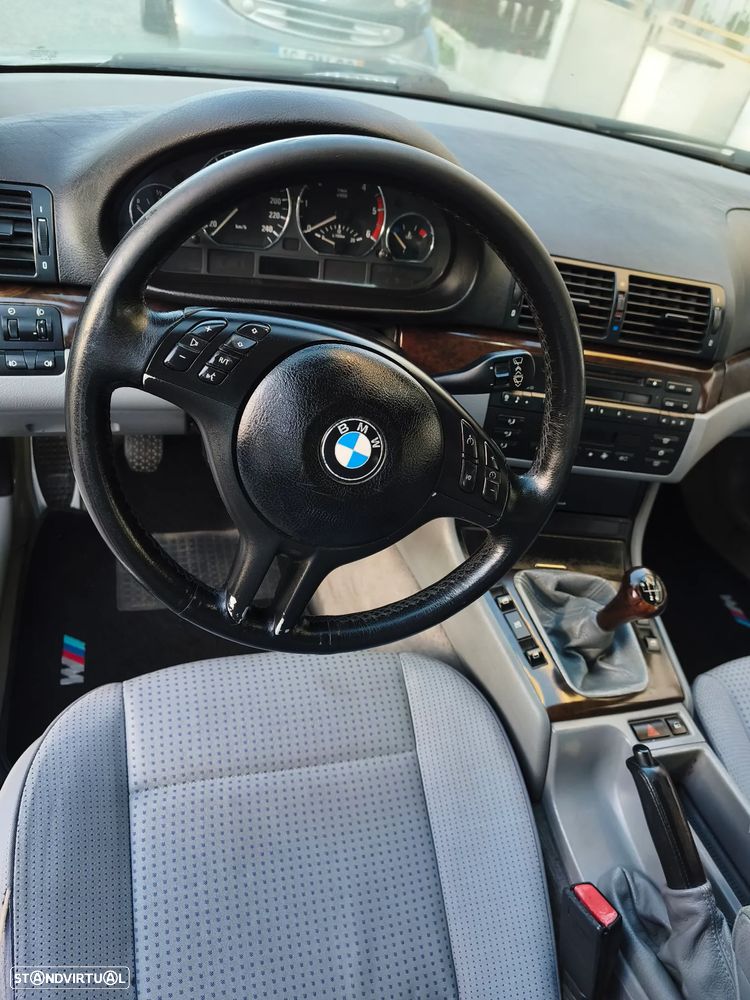 BMW 330 d Touring - 8