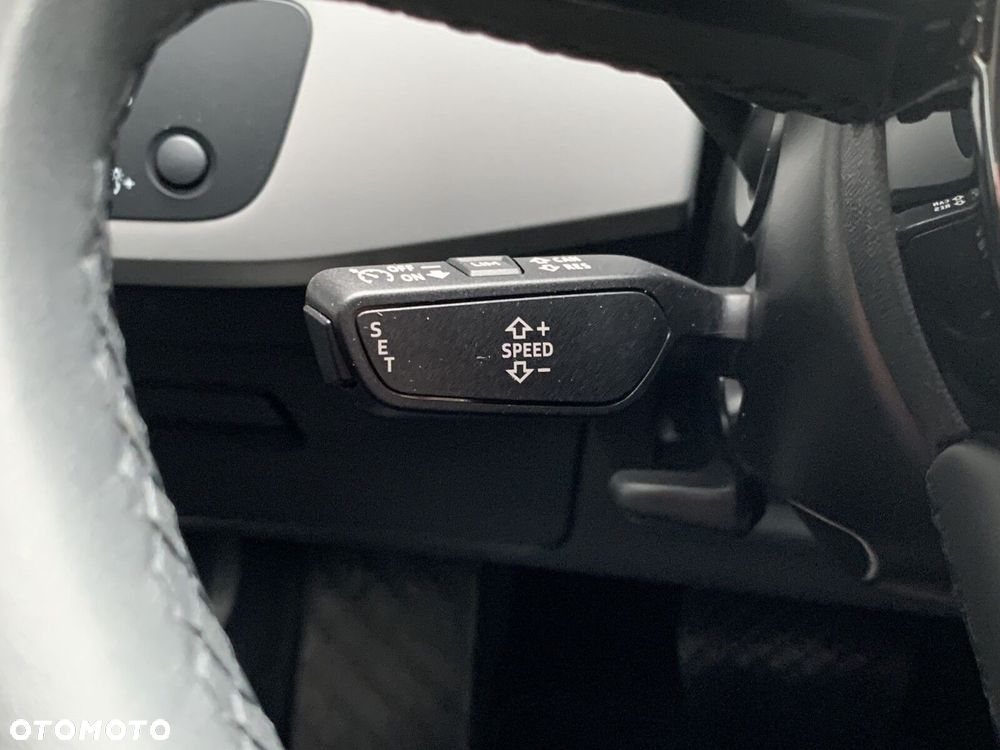 Audi A4 Limousine 35 TFSI mHEV S Line S tronic - 33