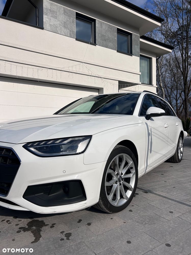 Audi A4 Avant 35 TDI S tronic - 1