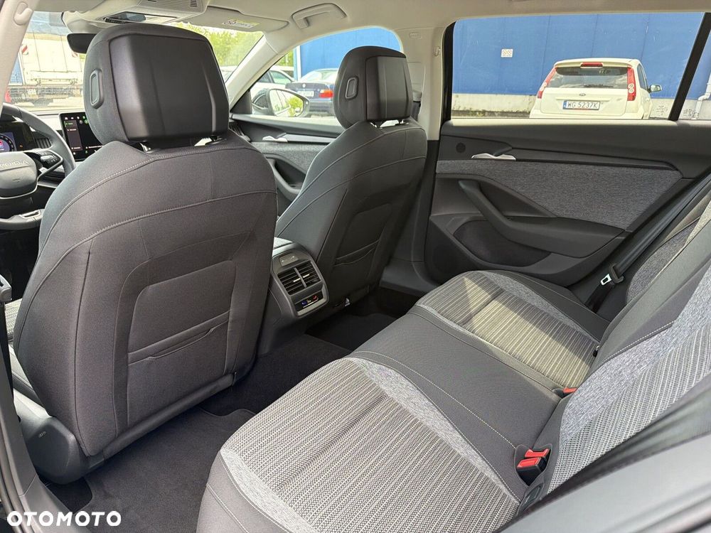 Skoda Superb 1.5 TSI Plug-in Hybrid Drive DSG - 24