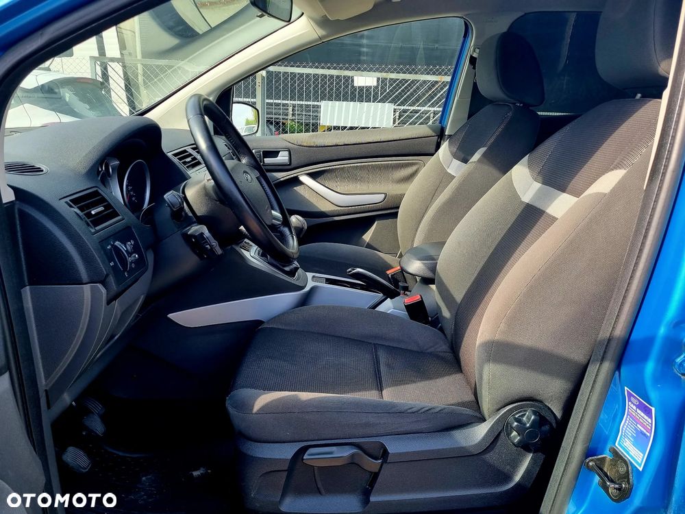 Ford Kuga 2.0 TDCi Titanium - 9