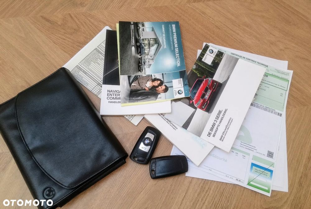 BMW Seria 3 - 27
