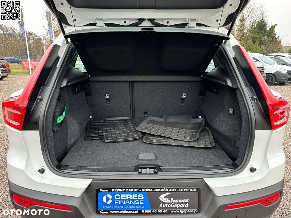 Volvo XC 40 - 23