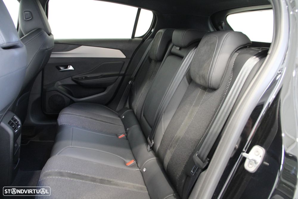 Peugeot 308 1.6 Hybrid GT e-EAT8 - 28