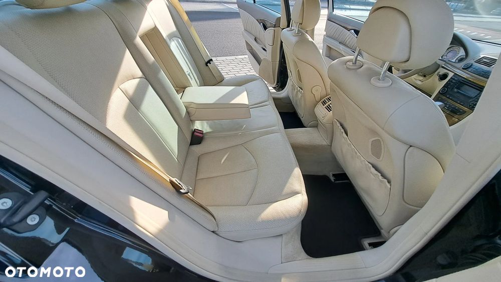 Mercedes-Benz Klasa E 200 Kompressor Automatik Avantgarde - 21