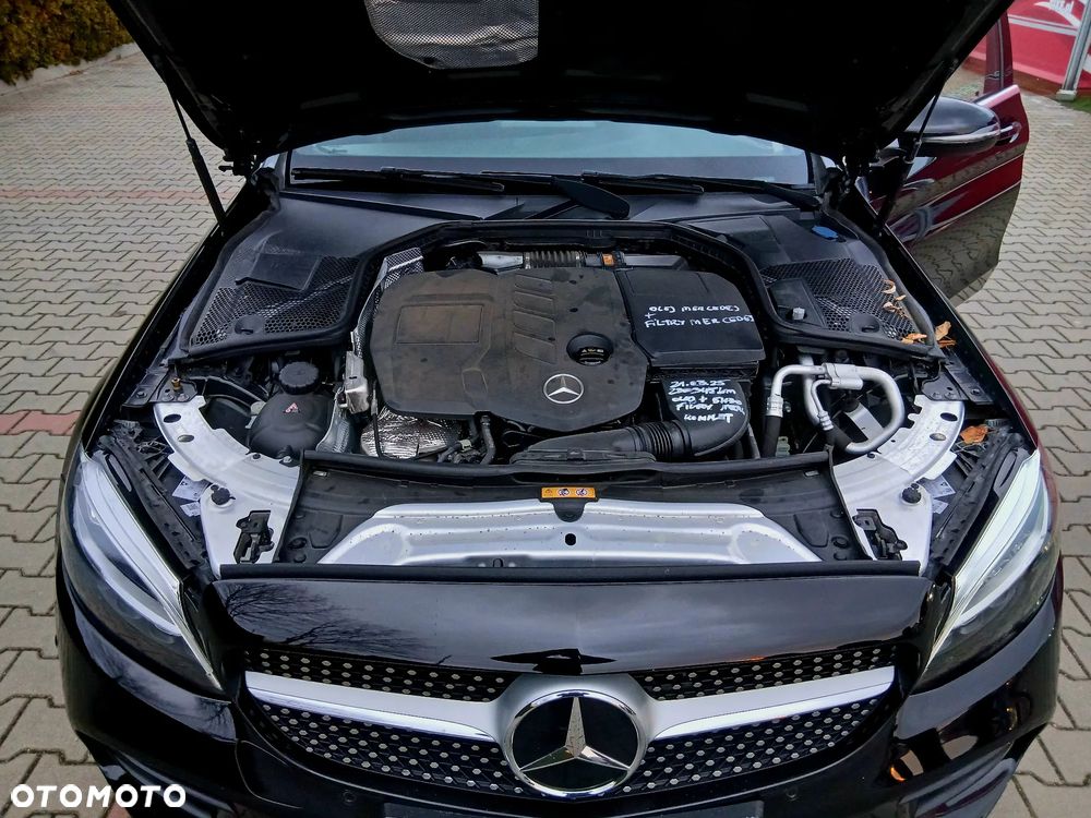 Mercedes-Benz Klasa C 180 d 9G-TRONIC AMG Line - 23