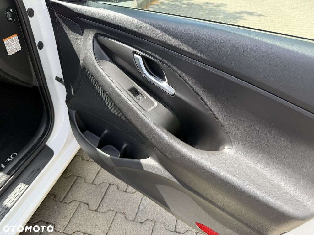 Hyundai i30 1.0 T-GDI 48V-Hybrid DCT N-Line - 28