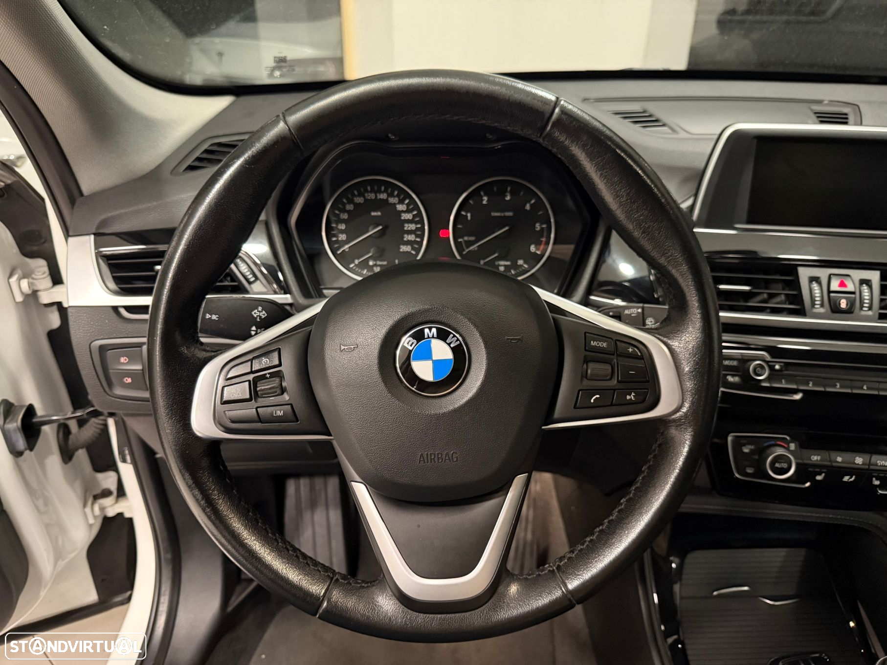 BMW X1 18 d sDrive Line Sport - 5