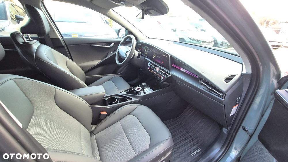 Kia Niro 1.6 GDI Hybrid L - 14