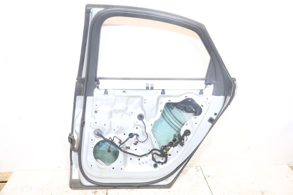 DRZWI PRAWY TYŁ AUDI A8 D4 LX7W SEDAN - 2