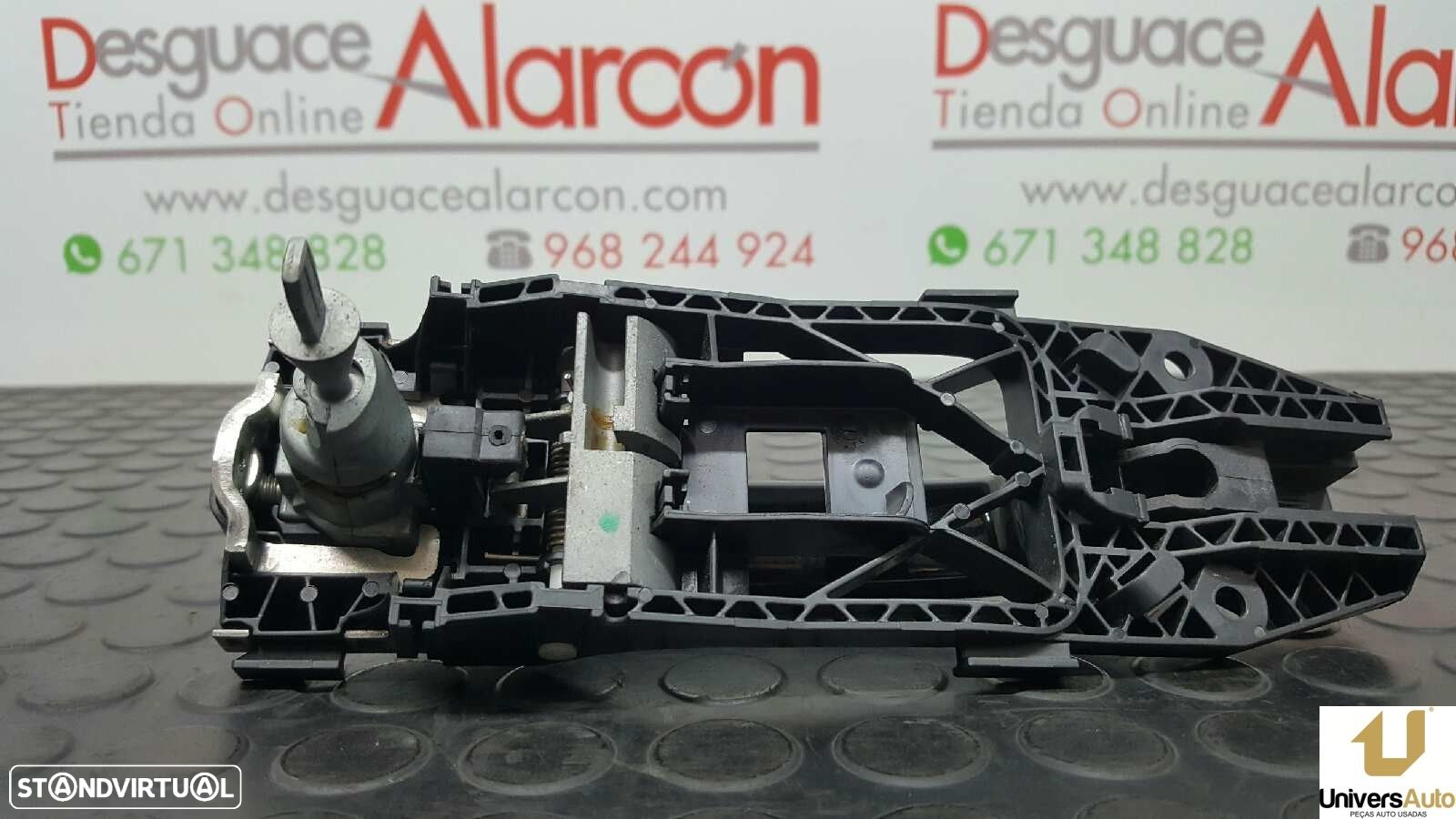 PUXADOR EXTERIOR FRENTE ESQUERDO VOLKSWAGEN POLO (6R1) ADVANCE - 2