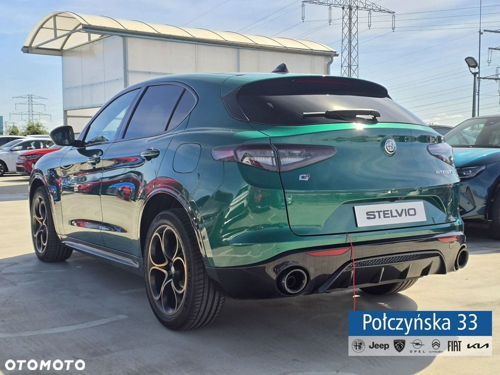 Alfa Romeo Stelvio - 9