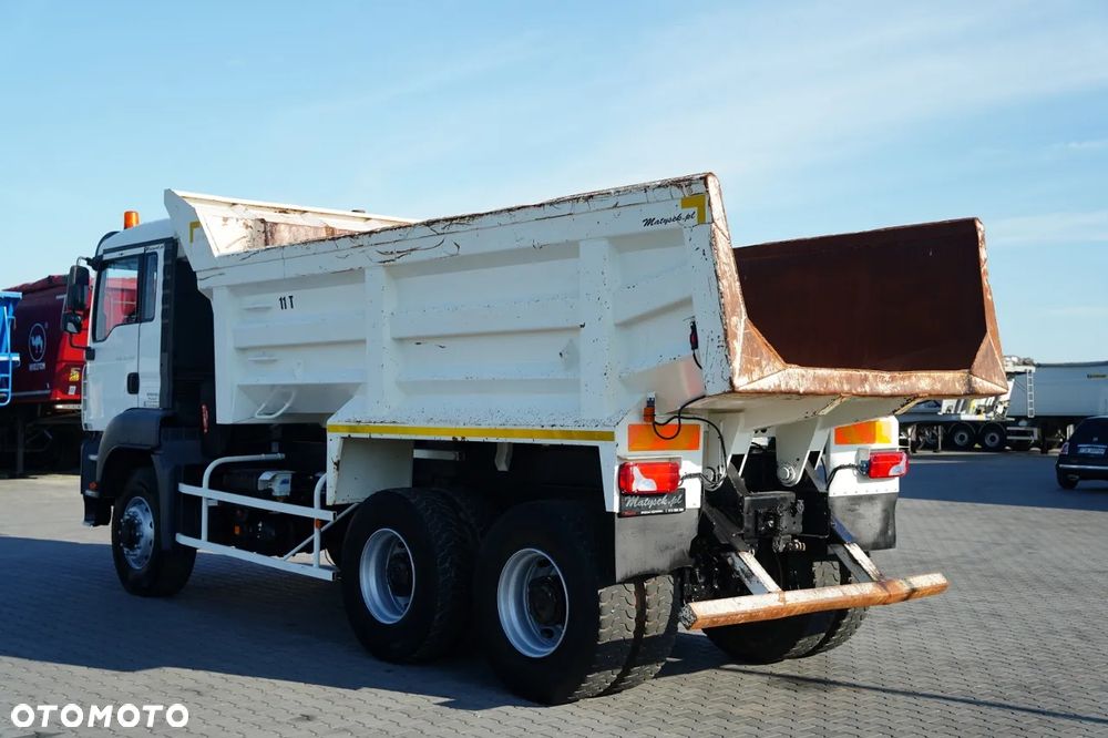 MAN TGA 33.440 / 6x6 / HYDRODRIVE / WYWROTKA TYLNOZSYPOWA / MANUAL - 11