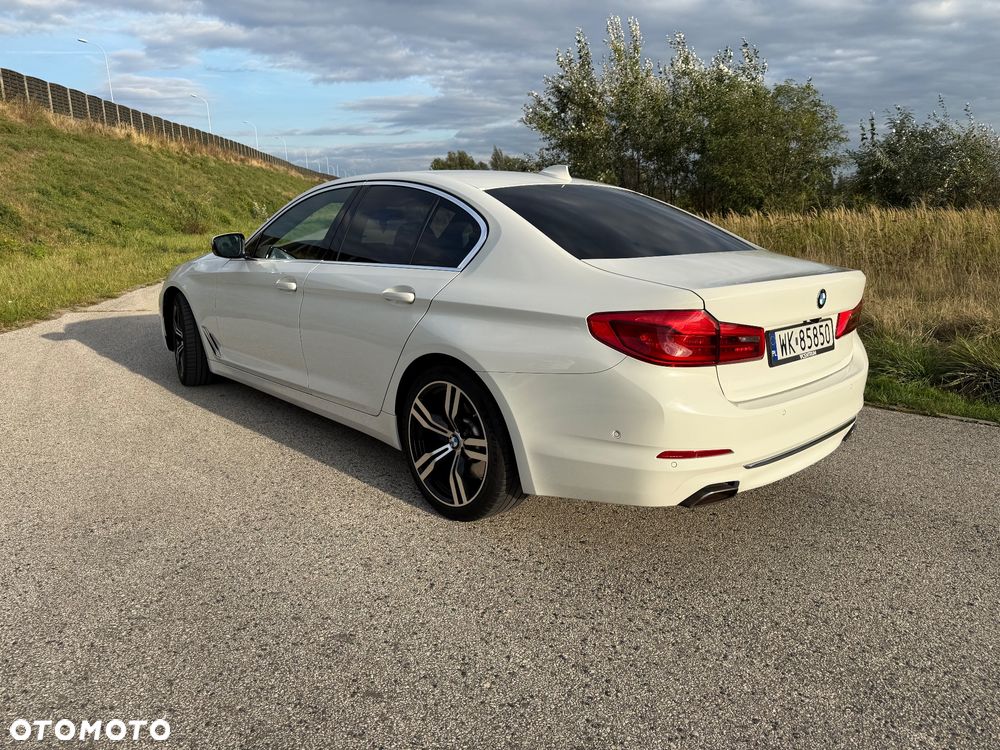 BMW Seria 5 540i GPF Luxury Line - 4