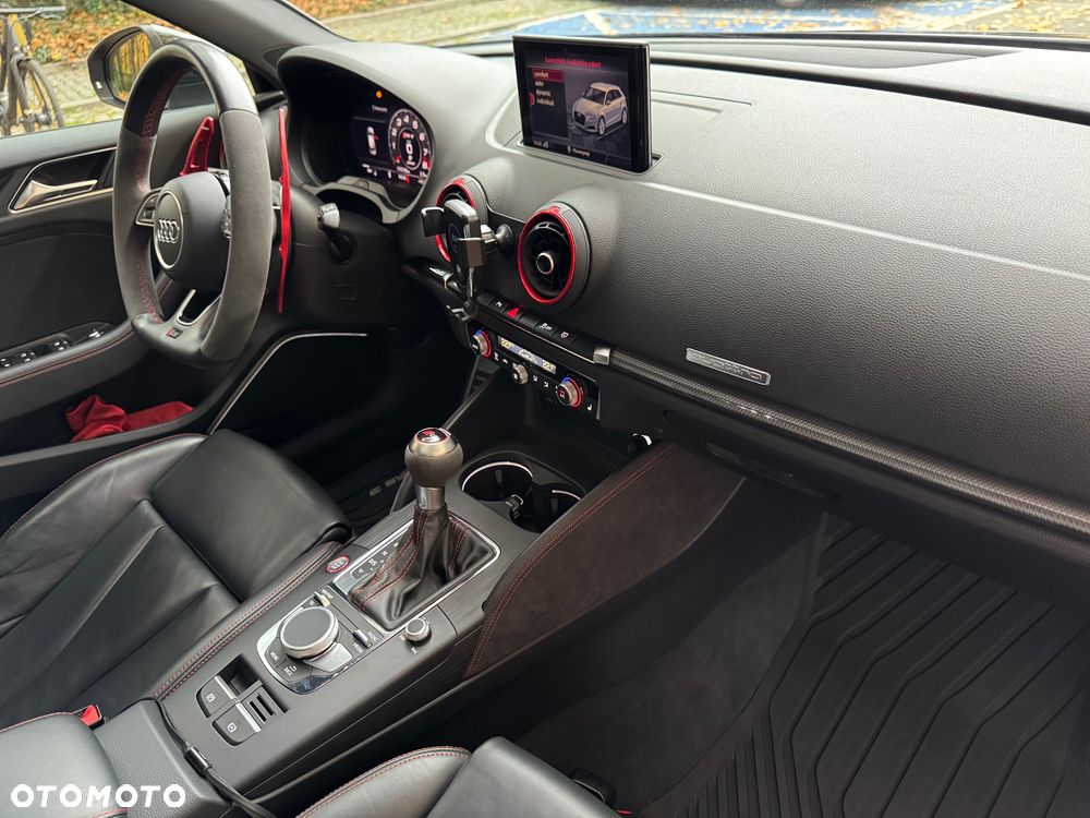 Audi RS3 Sportback - 23